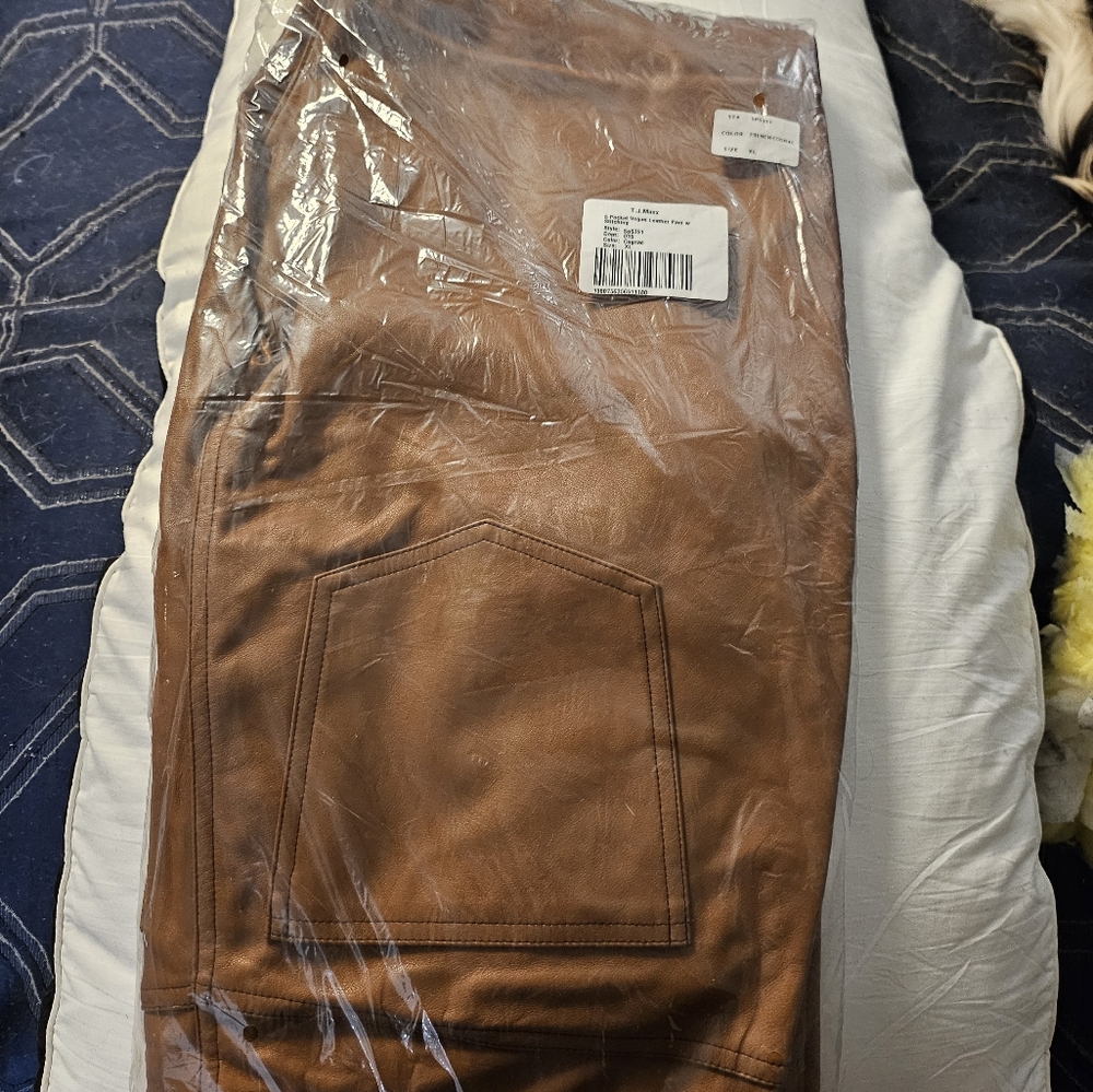 Shinestar Cognac pants